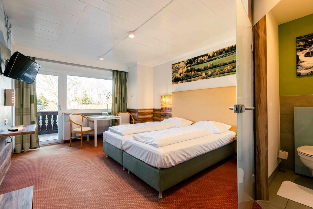 Landhotel GrünWies - Festtagsbuffett incl Lohberg Exterior foto