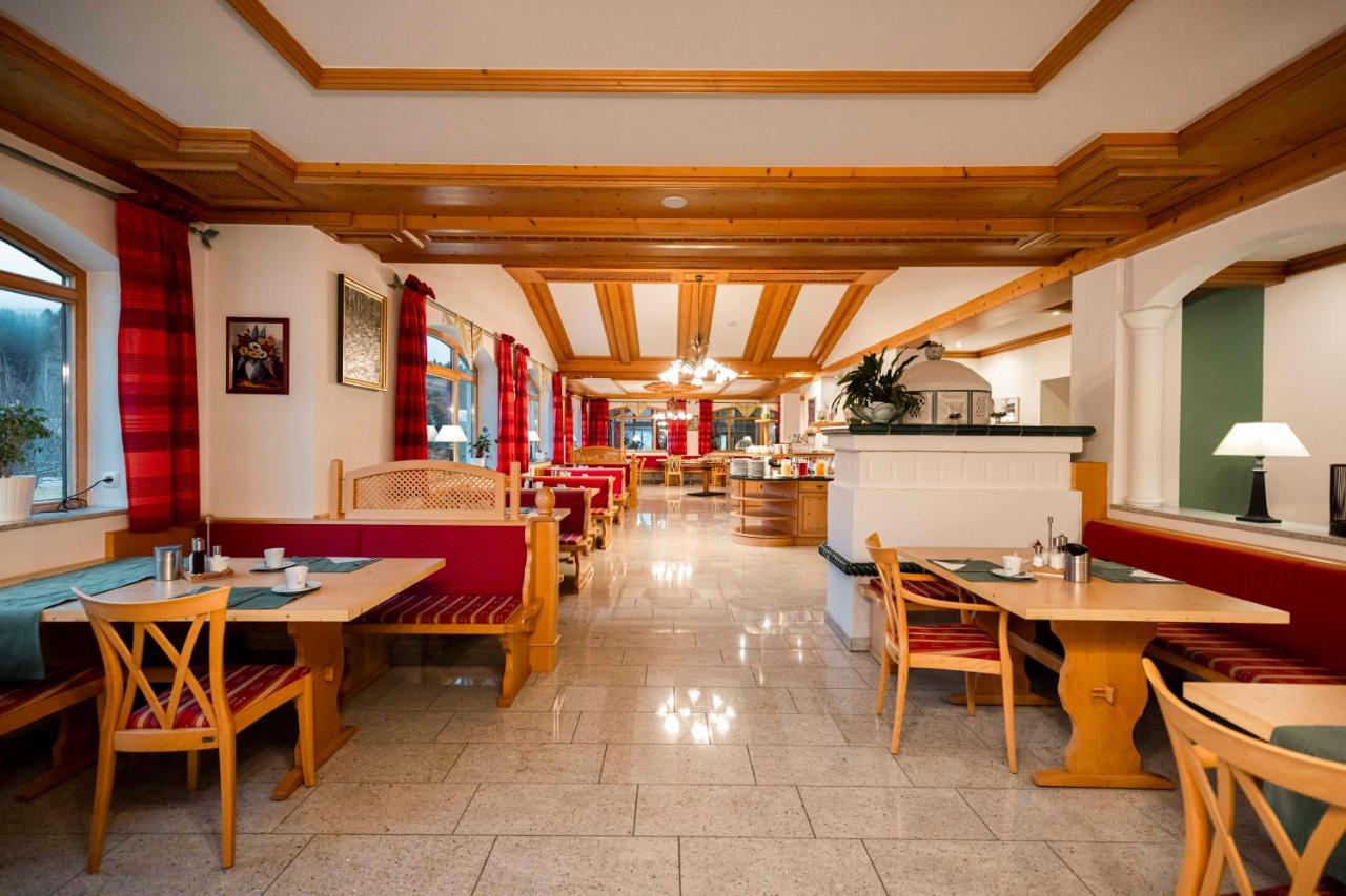 Landhotel GrünWies - Festtagsbuffett incl Lohberg Exterior foto
