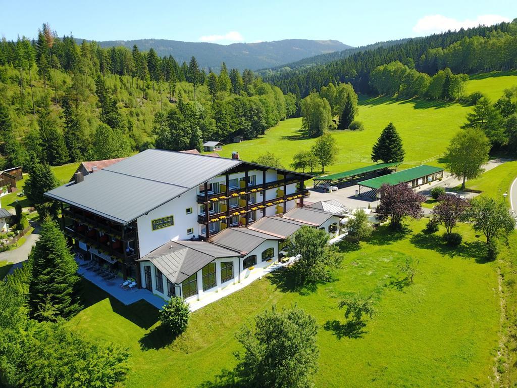 Landhotel GrünWies - Festtagsbuffett incl Lohberg Exterior foto